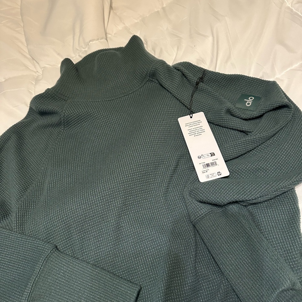ALO Yoga Teal Waffle Mock Neck Pullover